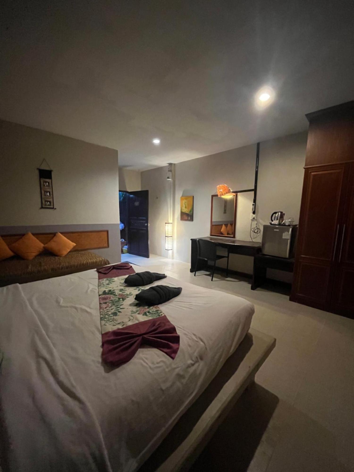 Nin Kantiang Bay Ko Lanta 外观 照片